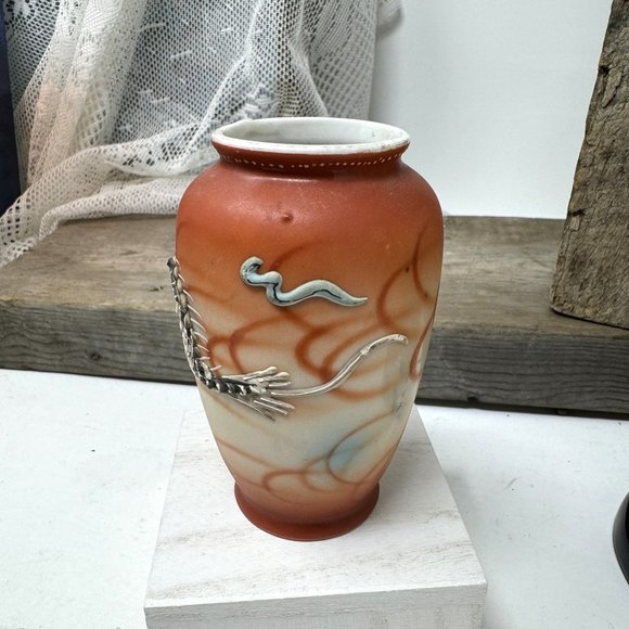 Vtg Japanese Porcelain Small Vase Moriage Raised Dragon Hand Painted - Picture 4 of 9
